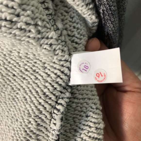 ⭐️NWOT Gap 100% Cotton Grey Moto Jacket - Picture 11 of 12